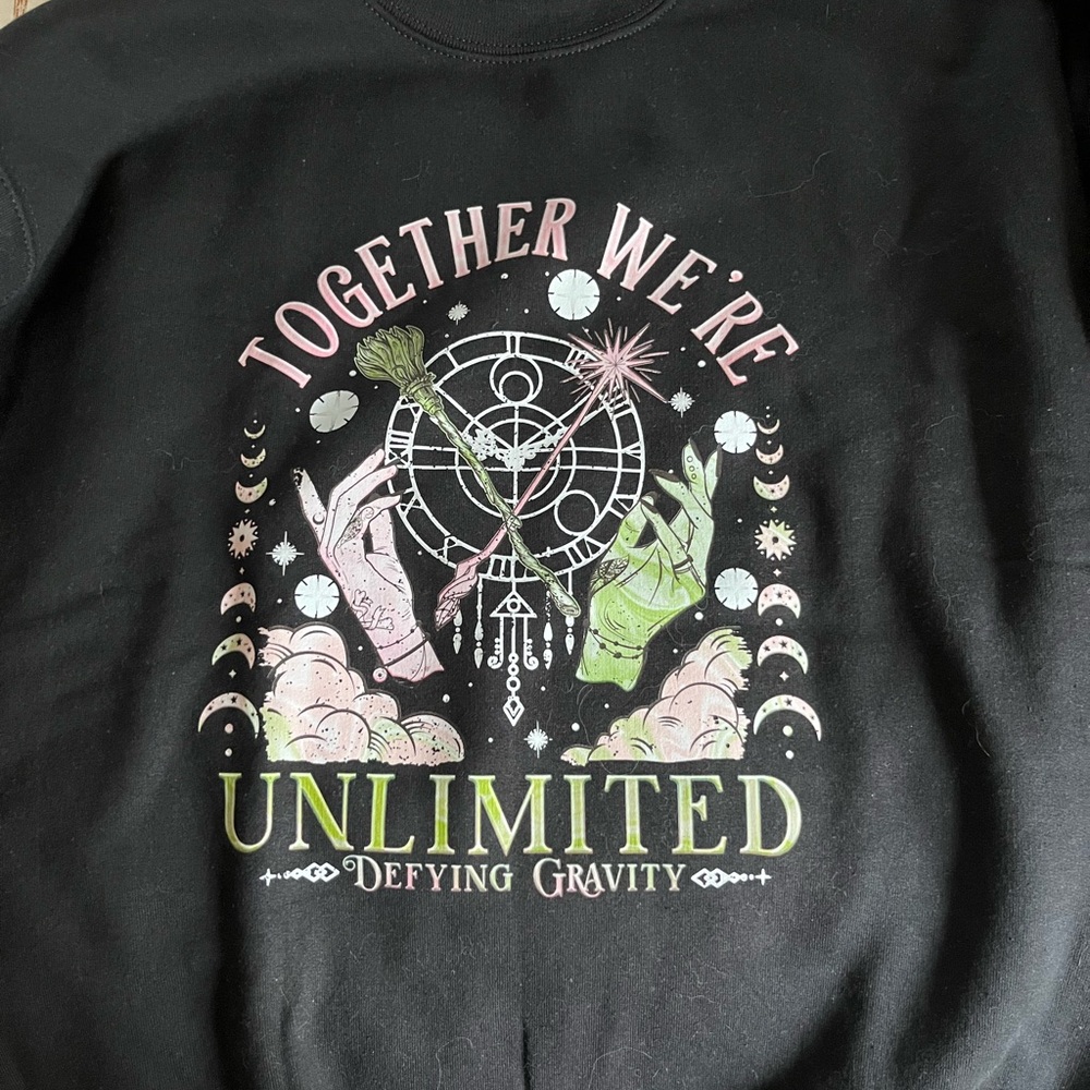 Gildan WICKED THEMED-Black small unisex Sweatshirt